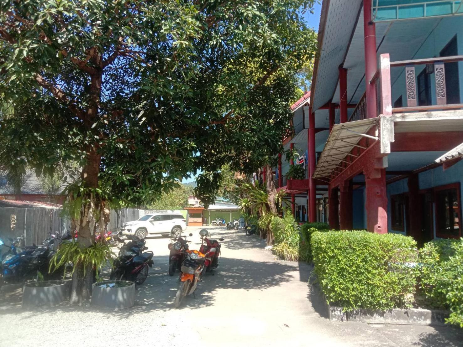 Blue Andaman Lanta Resort Ko Lanta Rum bild